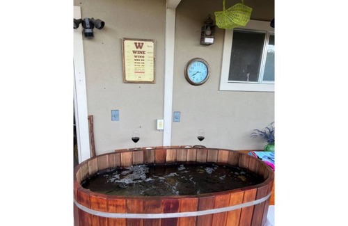 Carmel Condo | Carmel Get-a-way - Monthly rental: August, 2023 forward
