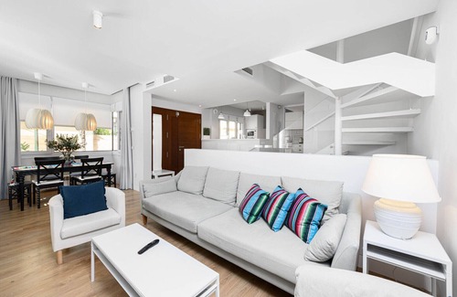 Malaga-Este House | Carmen Beach - holiday home in Malaga