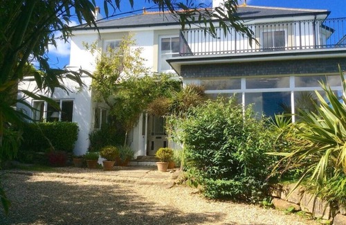 Mousehole House | Carn Du House sleeps 12, Cottage, sleeps 4. Rent together or separately.