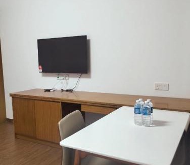 Gelang Patah Apartment | Carnelian Tower Hotel at ForestCity 4109 with WIFI
