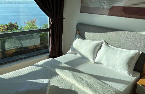 Gelang Patah Apartment | Carnelian Tower Hotel at ForestCity 4122 with WIFI
