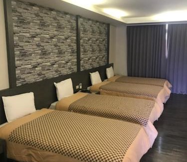 Luzhou Hotel | Carnival Motel