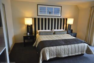 Blenheim Hotel | Carnmore Chateau Marlborough