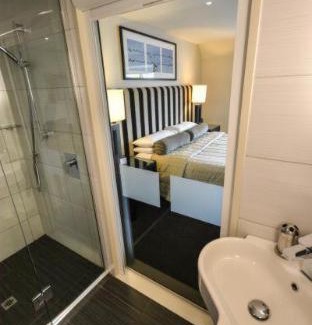 Blenheim Hotel | Carnmore Chateau Marlborough