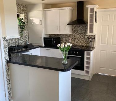 Kenfig Hill House | Carol,s Place Near Porthcawl Margam & M4