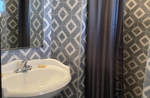 Garden City Hotel | Carole Motel
