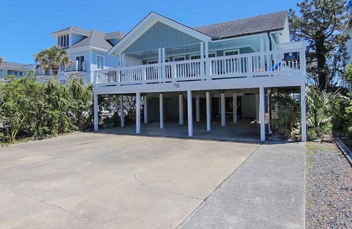 South End House | Carolina Breezy by Sea Scape Properties