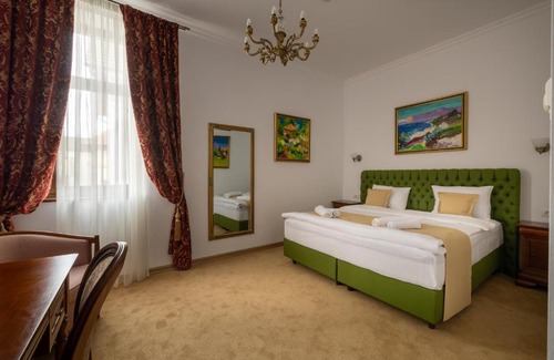Alba Iulia Hotel | Carolina Heritage