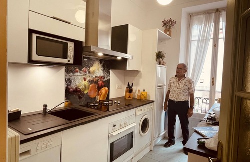 Nice City Centre Apartment | Carré d'or Le Giuliano Mer Negresco Registration number 0688 003559 UF