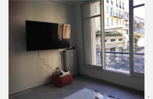 Nice City Centre Apartment | Carre d or, 50m Mer, Superbe Appart