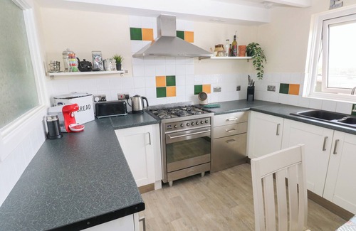 Solva House | CARREG DDU, pet friendly, character holiday cottage in Solva