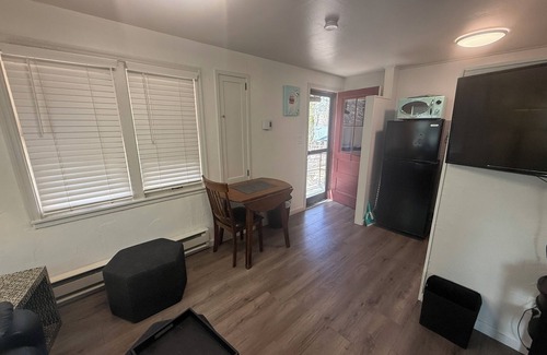 Prescott Apartment | Carriage Apartment short walk to downtown Prescott.