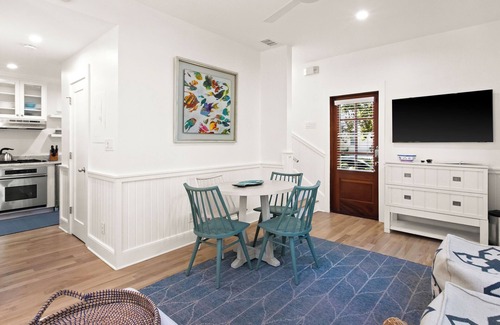 Seaside House | Carriage House Next to Heated Pool. With Full Kitchen, Laundry, and 2 Full Baths