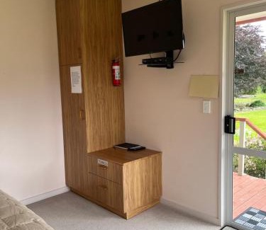 Hari Hari House | Carrickfergus Cottage Unit 2