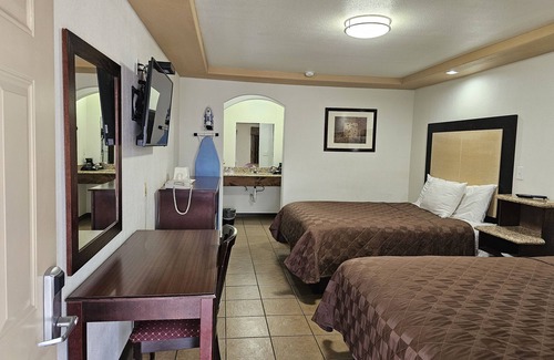 Carrizo Springs Hotel | Carrizo Inn