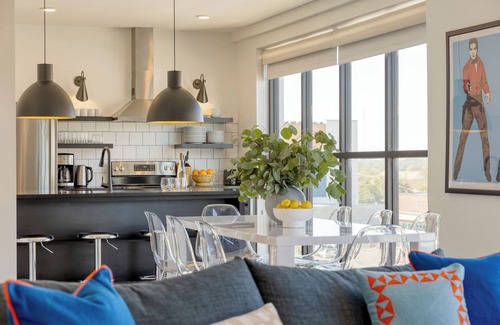 Historic Edgefield Apartment | Carter #401 by AvantStay | 4BR + Balcony