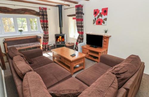 Llys Y Fran House | Carthouse Cottage