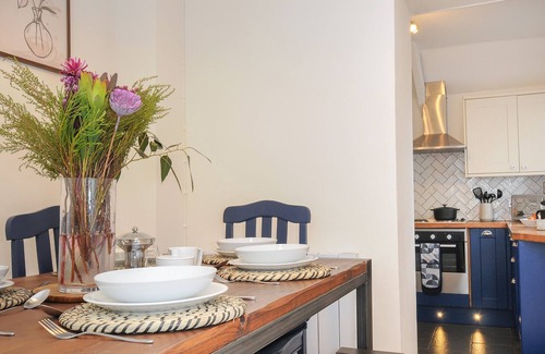 Camborne Cottage | CARVANNEL COTTAGES, pet friendly, with hot tub in Portreath