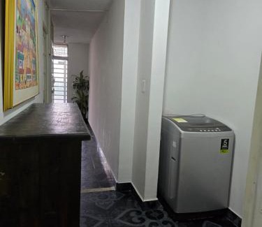 Calle 26 Apartment | CAS Apartaestudios con cocina independiente cerca al aeropuerto Bogotá 1 piso