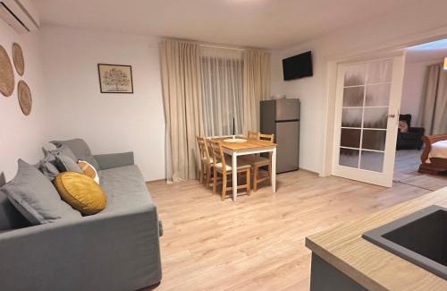 Albesti Apartment | CASA 9