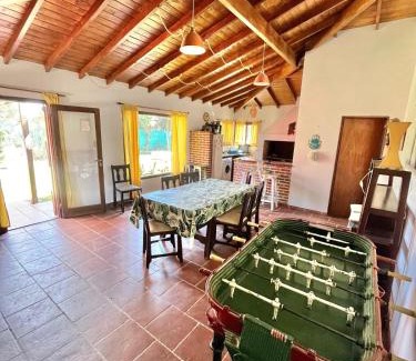 General San Martin House | Casa a 1 cuadra del golf - Familias y jovenes