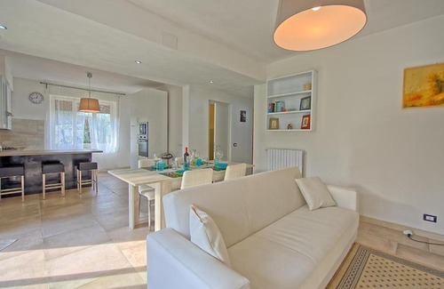 Montemarcello Apartment | Casa al Bosco by PosarelliVillas