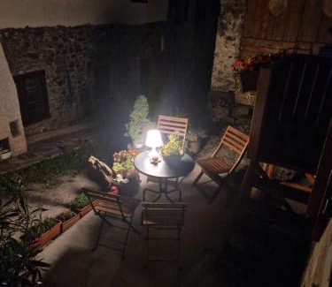 Sutrio Apartment | Casa all’antica fontana