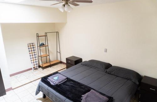 Arandas House | Casa-Alojamiento Tierra Roja zona centro