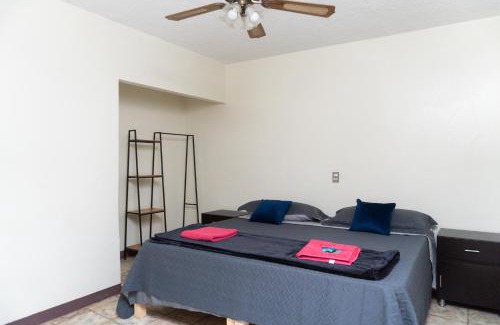 Arandas House | Casa-Alojamiento Tierra Roja zona centro