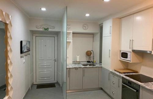 Horta House | Casa Amarela AL 3030