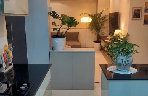 Bandra West Condo | CASA AMORA - Stylish, Luxe 2bdrm/3bath luxury home