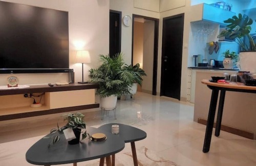 Bandra West Condo | CASA AMORA - Stylish, Luxe 2bdrm/3bath luxury home