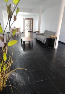 Tigre House | Casa Amplia 5 personas Con Pileta, Amplio Jardin y Parrilla Zona Muy Tranquila en Tigre Centro