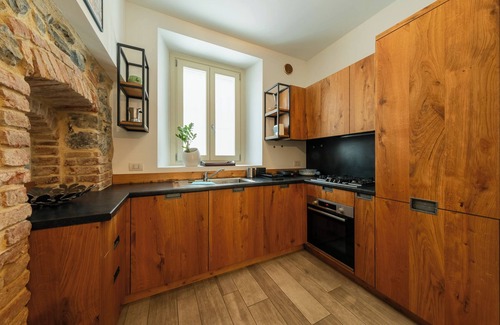 Iseo Apartment | Casa Anita - One Bedroom Apartment, Sleeps 4