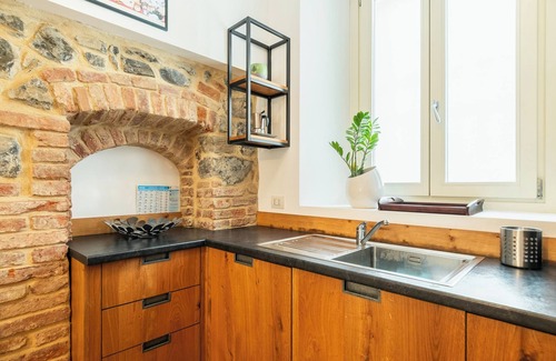 Iseo Apartment | Casa Anita - One Bedroom Apartment, Sleeps 4