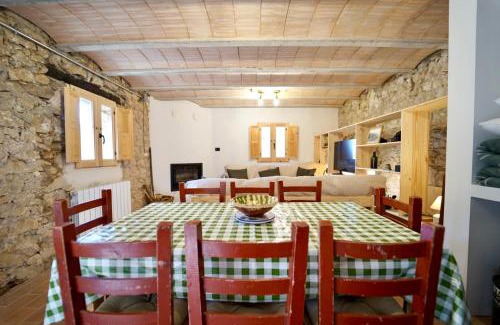 Sant Esteve de la Sarga House | Casa Anton - La Solana