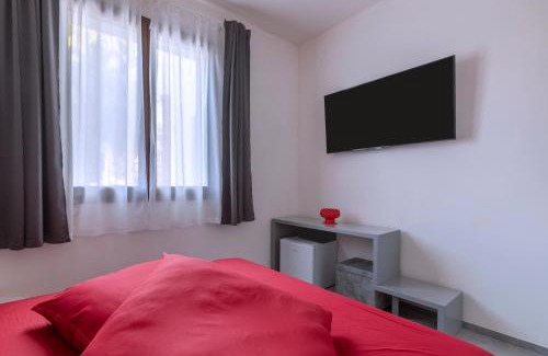 Birgi Vecchi Apartment | Casa B, Room 3 - mit Pool - at Lagoon - Lo Stagnone Kite Spot - Palm Kite Paradise