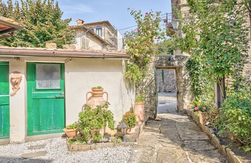 Cortona Old Town House | Casa Bacco - private house with a remarkable garden in the centre of Cortona