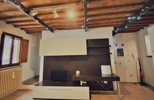 Citta di Castello Apartment | Casa Baldo - detached house in the center
