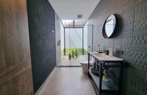 El Penol House | Casa Bariloche Luxury, El Peñol - Guatapé