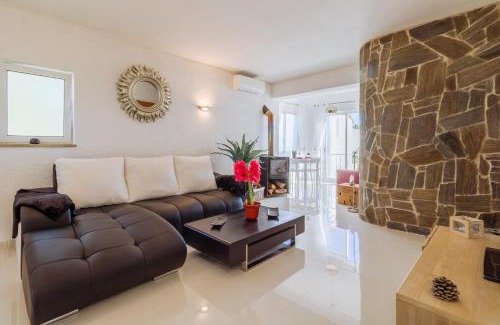 Vale de Centianes Apartment | Casa Beatriz
