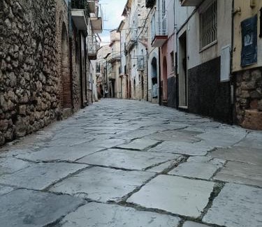 Fondi House | Casa Bima