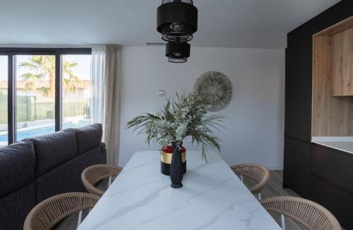 Chiva Villa | Casa Blanca - Villa con piscina