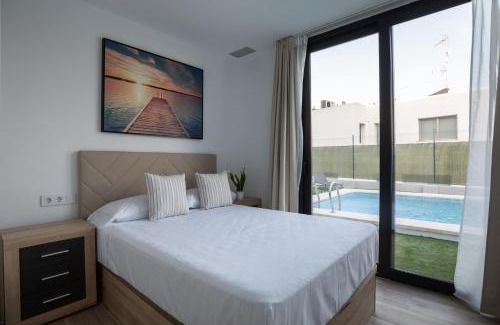 Chiva Villa | Casa Blanca - Villa con piscina