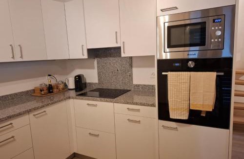 Selma House | Casa Bluette