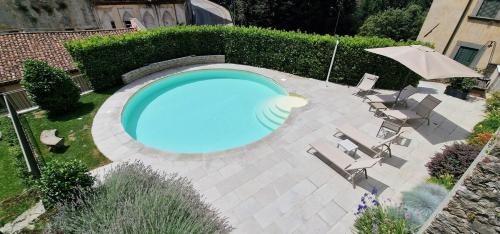 Mologno House | Casa Brown - con piscina privata -