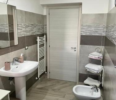Piazza-Tralia-Pendolo Apartment | Casa Bruna Tettoia