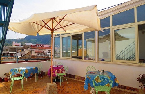 Lipari Historic Centre House | Casa Bruno A: A welcoming two-story apartment located in Lipari, in the fascinating archipelago of the Eolian Islands, with Free WI-FI.