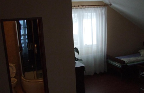 Cavnic House | Casa Bryanna