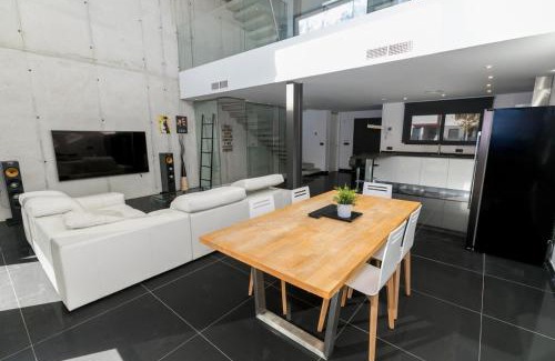 Jaen House | Casa Bulevar, moderna y exclusiva